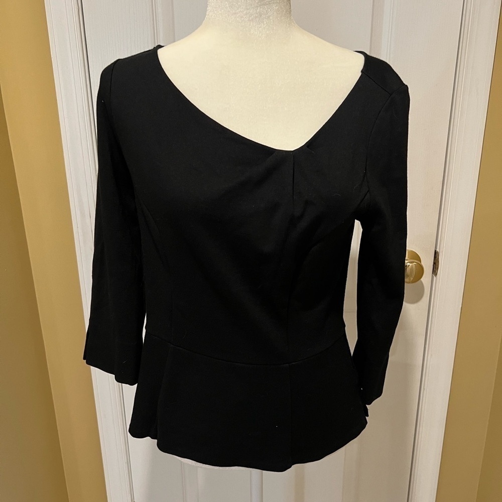 White House Black market black rayon blend top size small